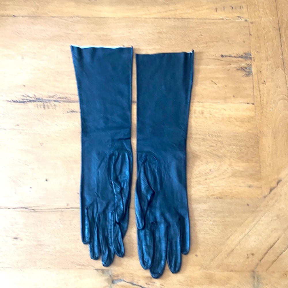 Long Black Leather Vintage Gloves by Superb